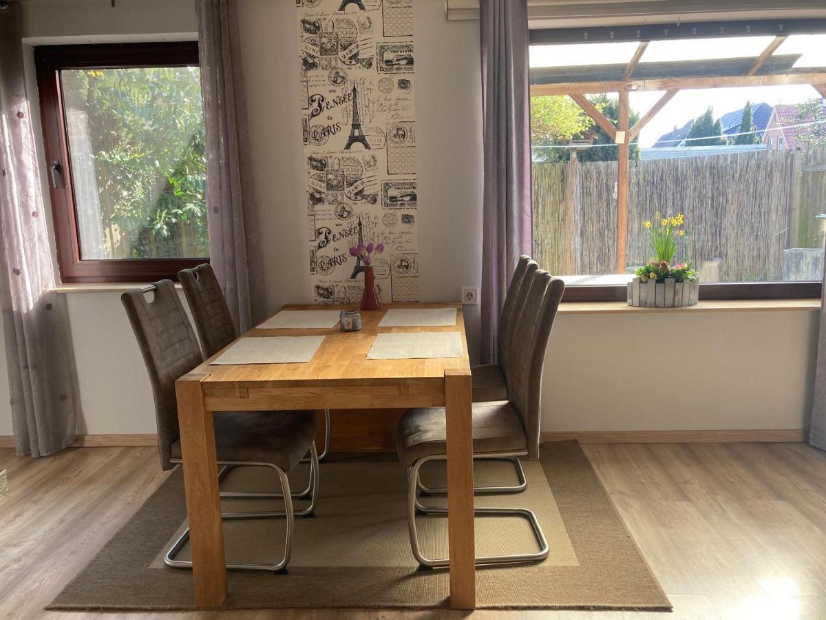 Grosse Wohnkueche, Terrasse, Schlafzimmer Am Steinhuder Meer, Wlan, Parkplatz, Fussbodenheizung, 70Qm Wunstorf Exteriör bild
