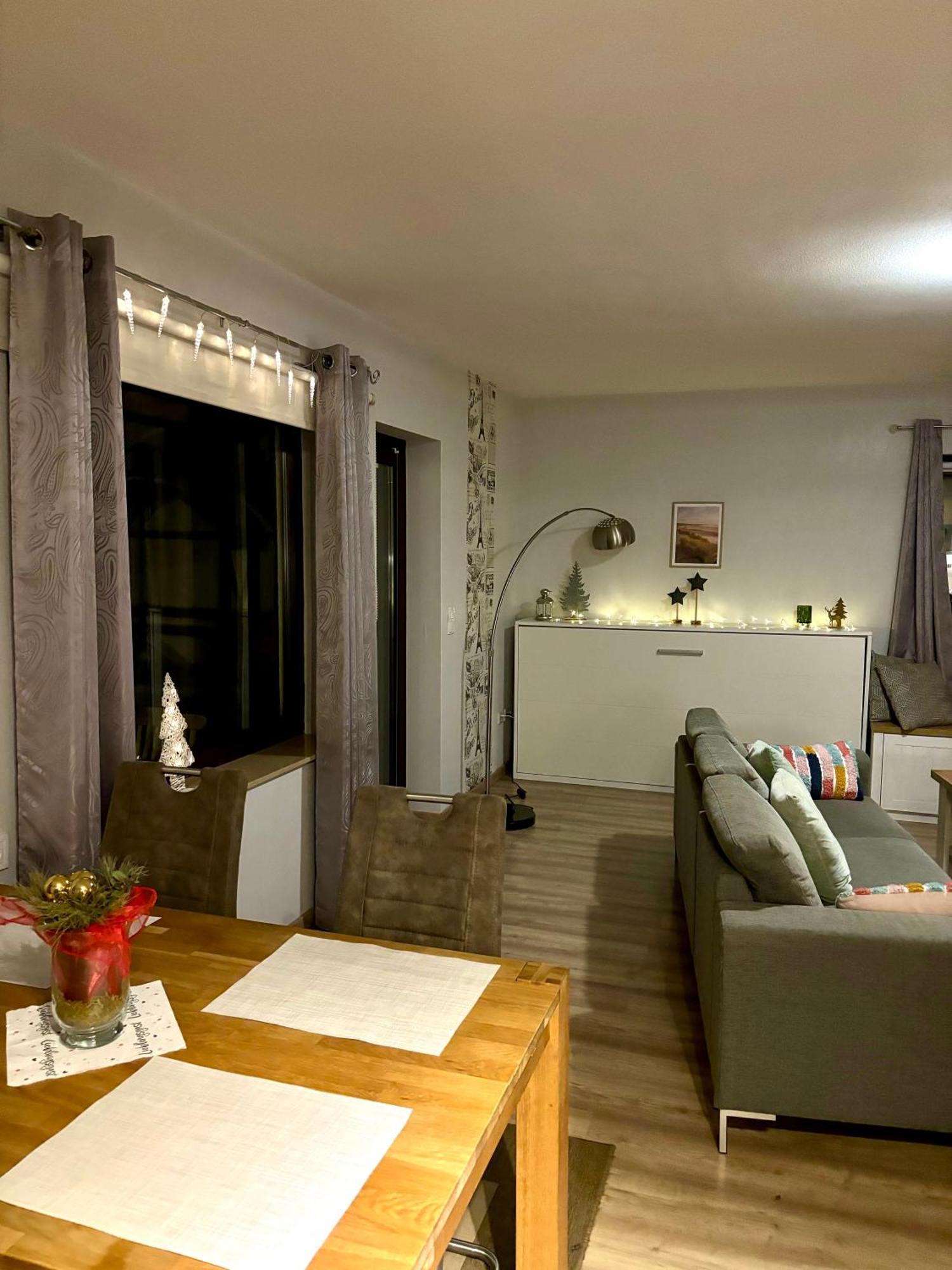 Grosse Wohnkueche, Terrasse, Schlafzimmer Am Steinhuder Meer, Wlan, Parkplatz, Fussbodenheizung, 70Qm Wunstorf Exteriör bild